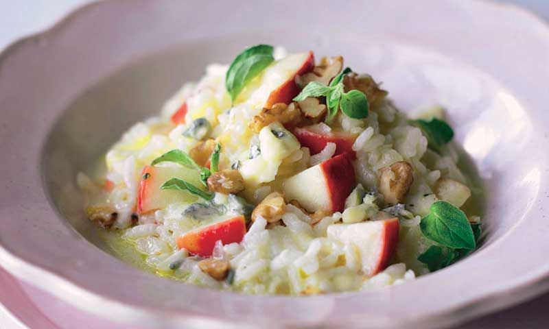 'Risotto' con manzana, queso y nueces