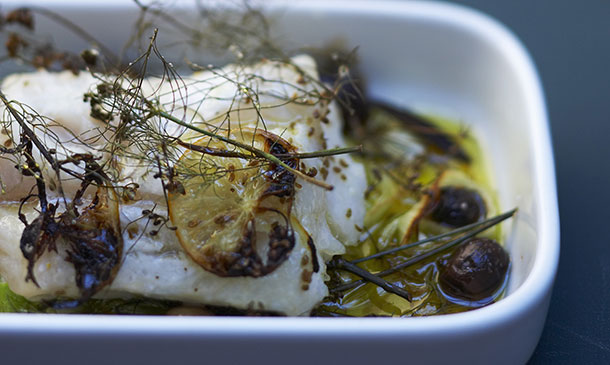 Bacalao fresco con eneldo y limón Bacalao fresco con eneldo y limón