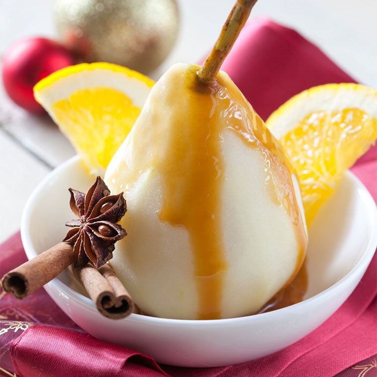 Peras en almíbar de anís y canela con dulce de leche Peras en almíbar de anís y canela con dulce de leche