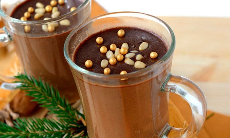 Chocolate con piñones