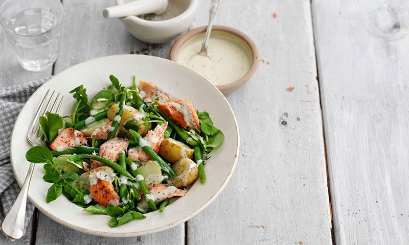 Ensalada de salmón, judías verdes y patata