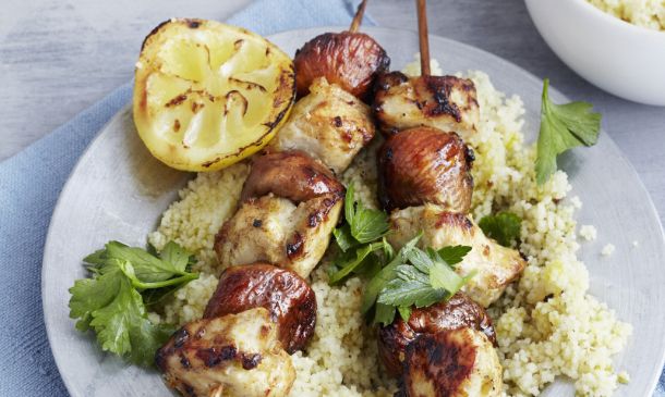 Brochetas de pollo 'teriyaki' con cuscús Brochetas de pollo 'teriyaki' con cuscús