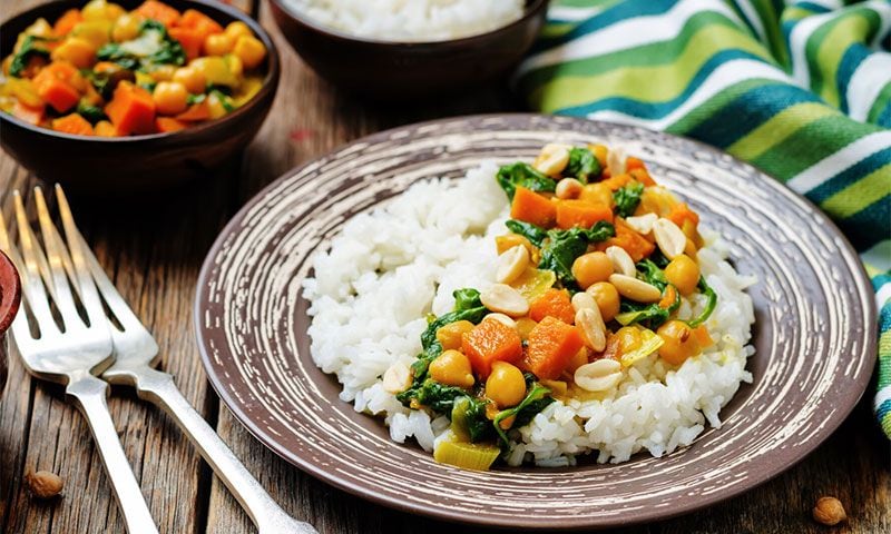 Arroz con espinacas y garbanzos