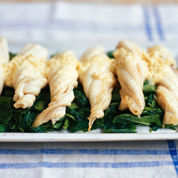 Filetes de lenguado con espinacas Filetes de lenguado con espinacas