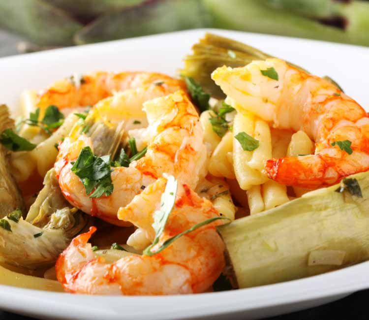 Alcachofas con gambas y pasta Alcachofas con gambas y pasta