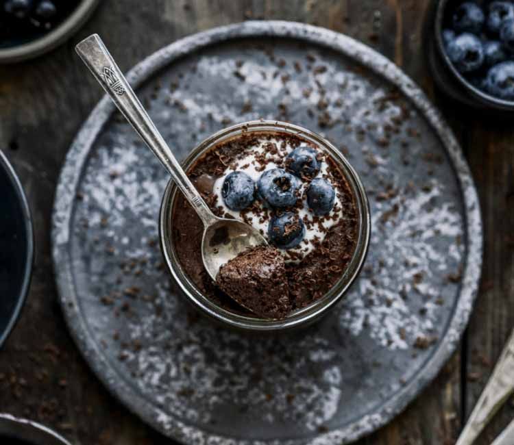 Mousse de chocolate con arándanos (sin huevo) Mousse de chocolate con arándanos (sin huevo)