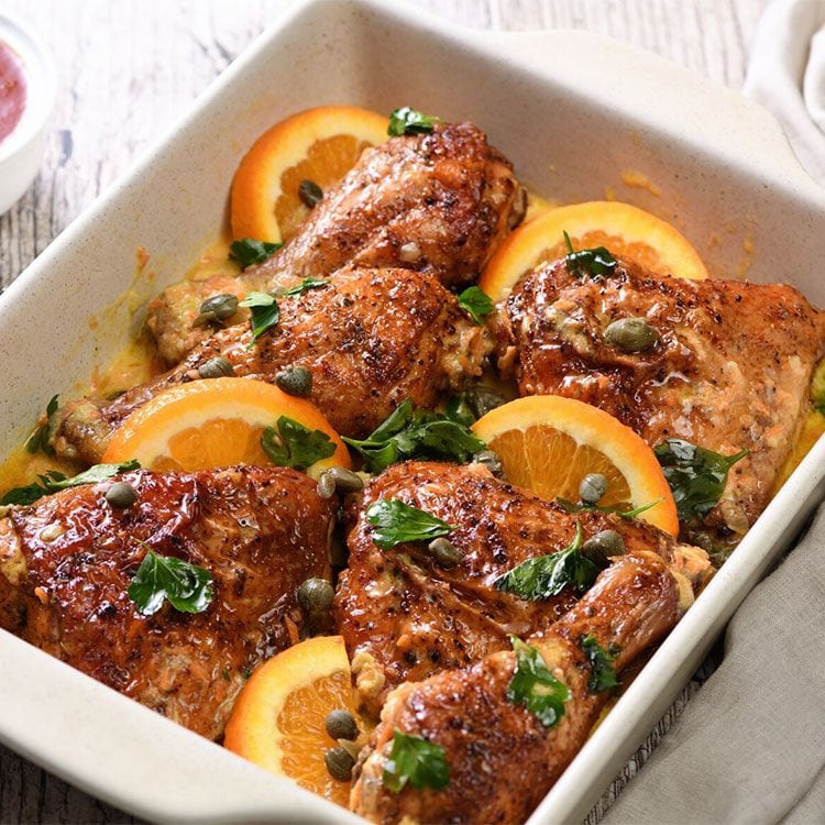Pollo en salsa cremosa de naranja y cilantro Pollo en salsa cremosa de naranja y cilantro