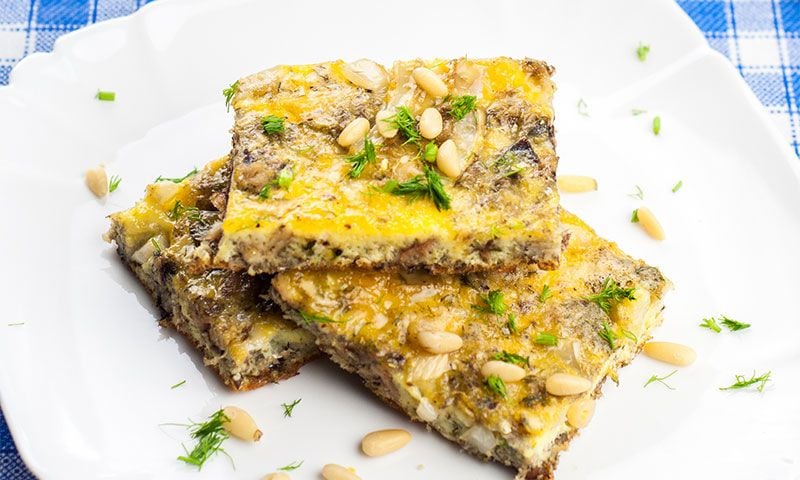 'Frittata' de sardinas con piñones