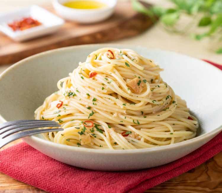 Pasta 'aglio e olio' Pasta 'aglio e olio'