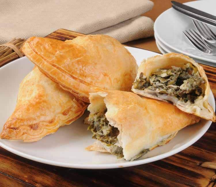 Empanadillas rellenas de espinacas y queso Empanadillas rellenas de espinacas y queso