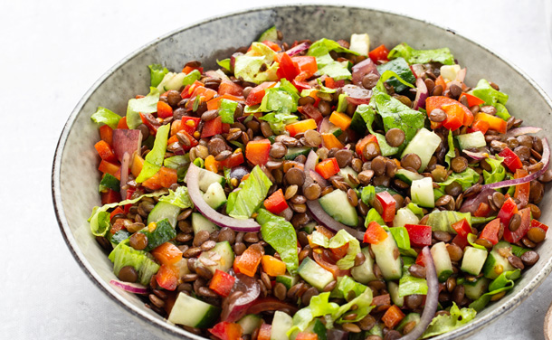 Ensalada de lentejas, pepino y pimiento Ensalada de lentejas, pepino y pimiento