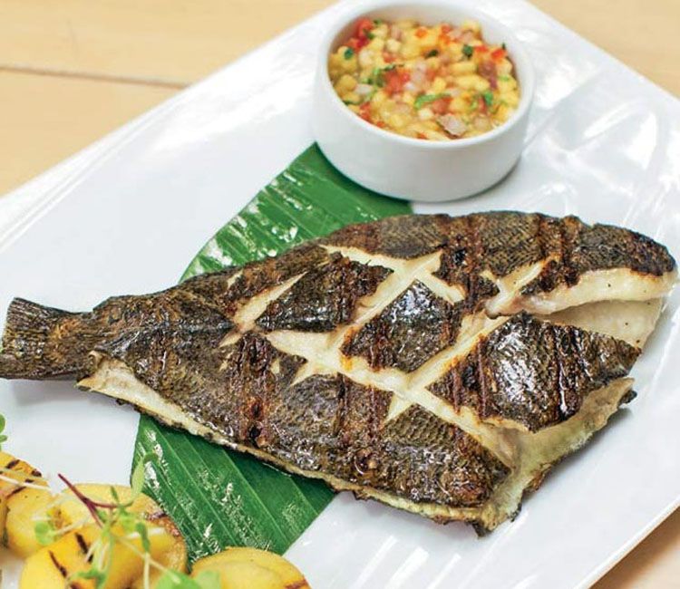 Lenguado a la brasa con ensalada de alubias Lenguado a la brasa con ensalada de alubias