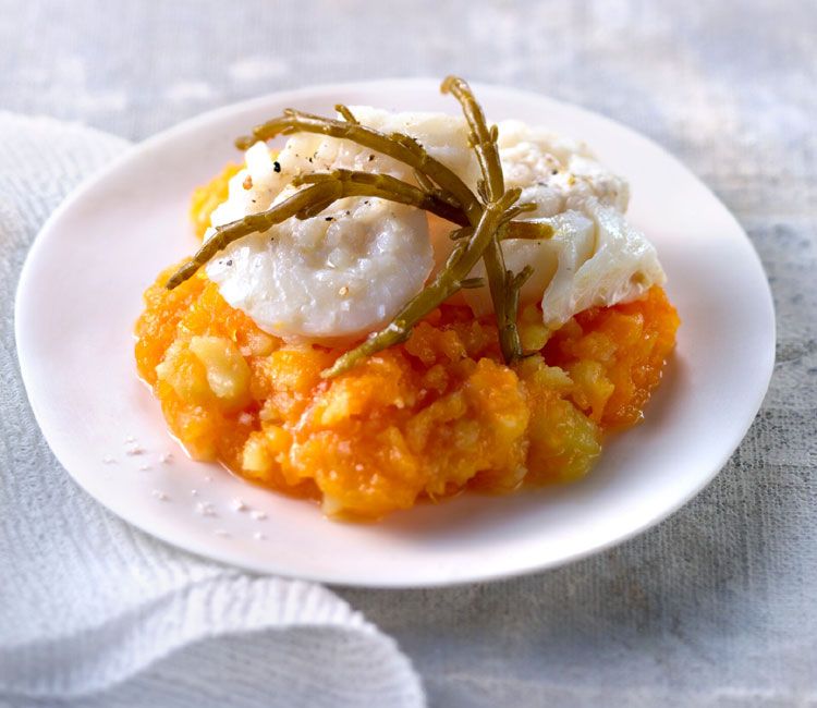Merluza al vapor con puré de calabaza Merluza al vapor con puré de calabaza