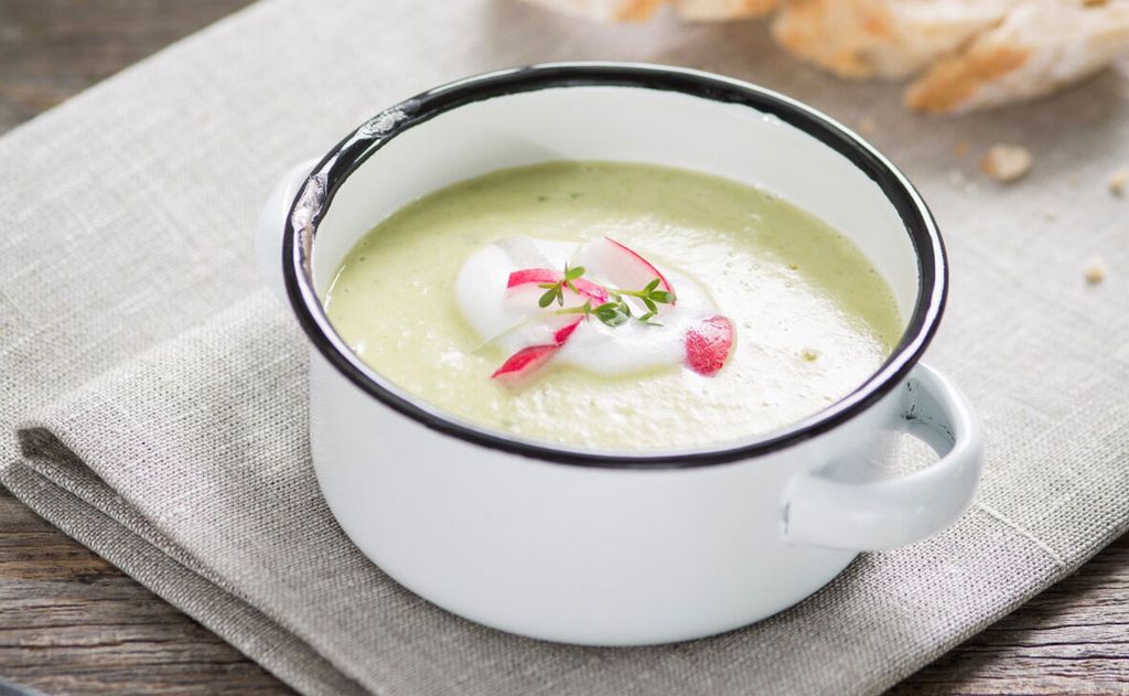 Sopa fría de rabanitos a la andaluza