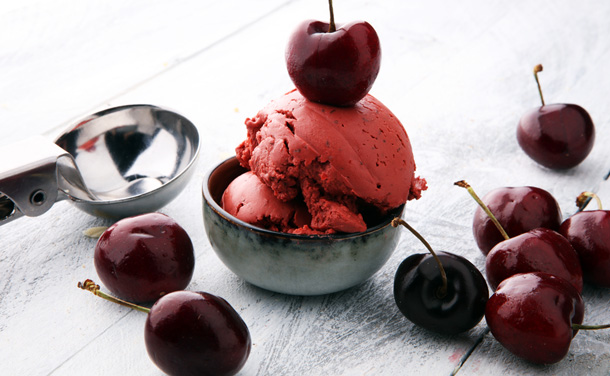 Helado casero de cerezas Helado casero de cerezas