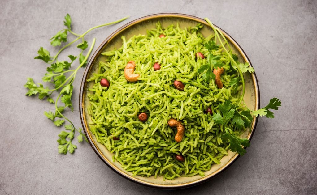Arroz basmati al cilantro con anacardos y cacahuetes