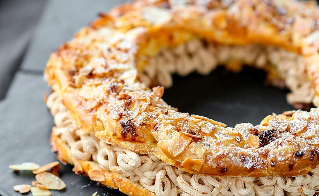 'Paris brest' relleno de muselina de praliné de almendras