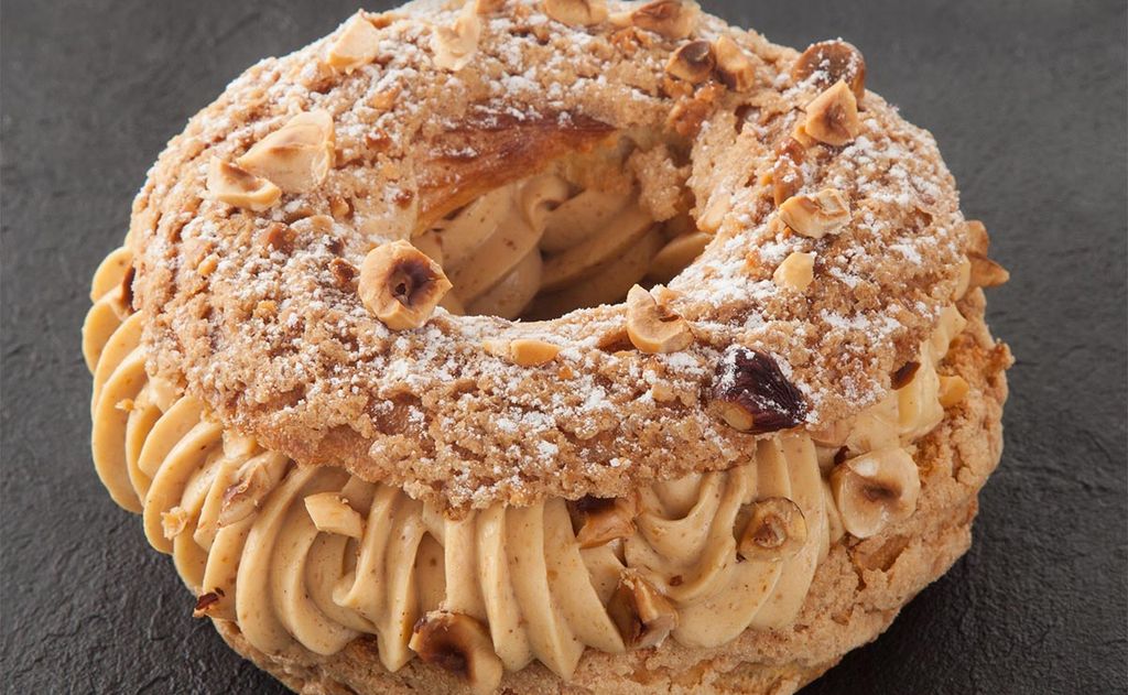 'Paris brest' relleno de muselina de praliné de avellanas
