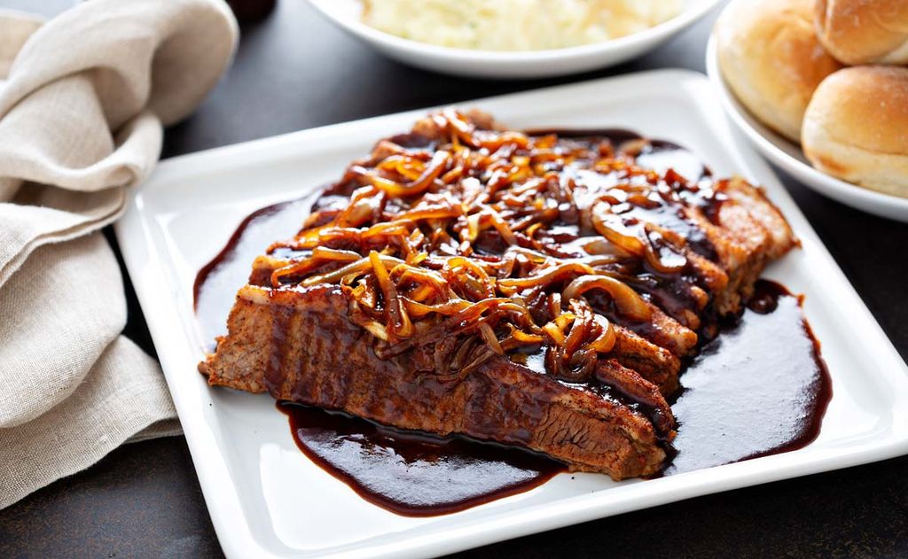 'Brisket' al horno con cebolla