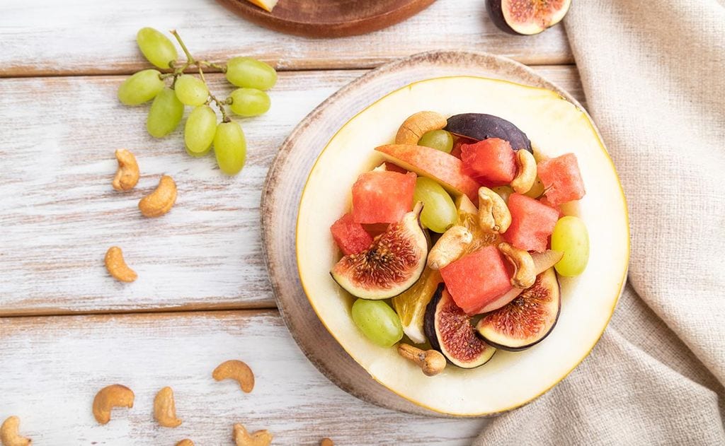 Macedonia de higos y sandía con anacardos