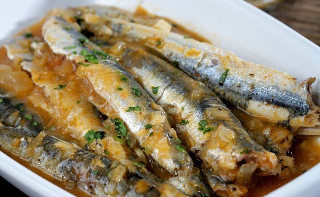 'Suquet' de anchoas frescas