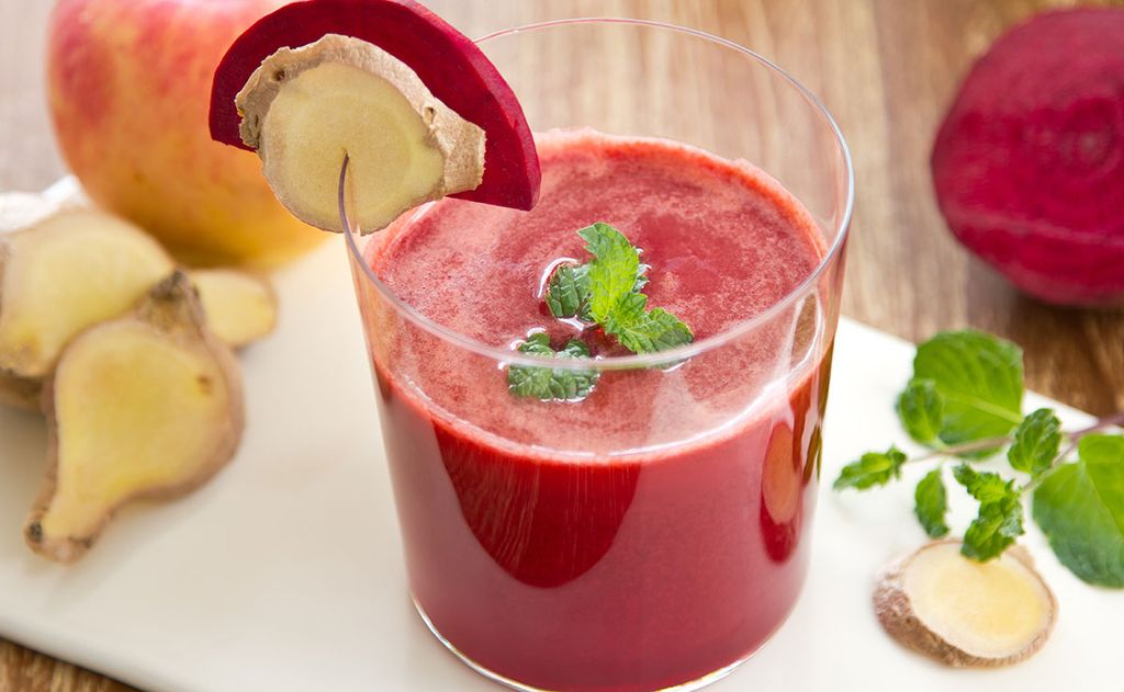 Zumo de remolacha y jengibre: sano, rico y lleno de color