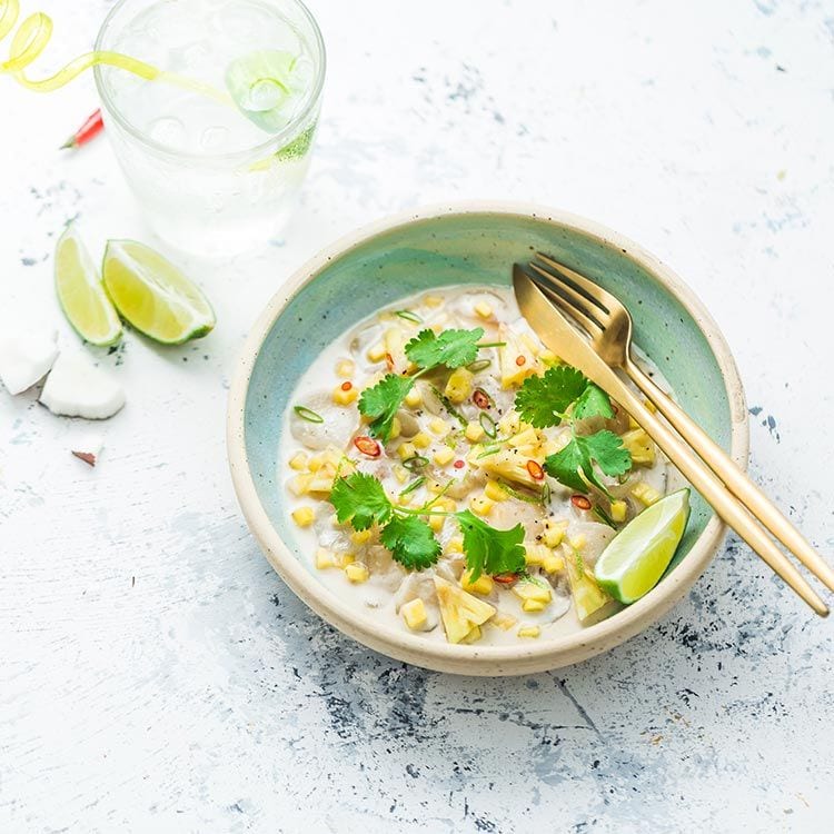 Ceviche de dorada con piña Ceviche de dorada con piña