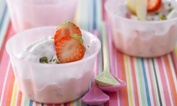 'Quark' con fresas y pistachos 'Quark' con fresas y pistachos