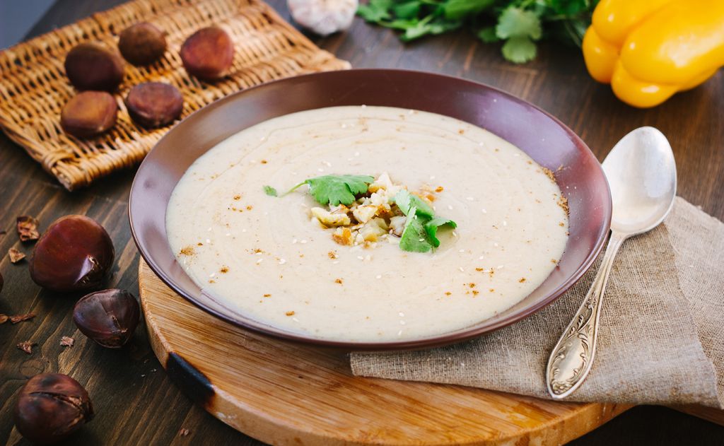 Crema de castañas y apionabo