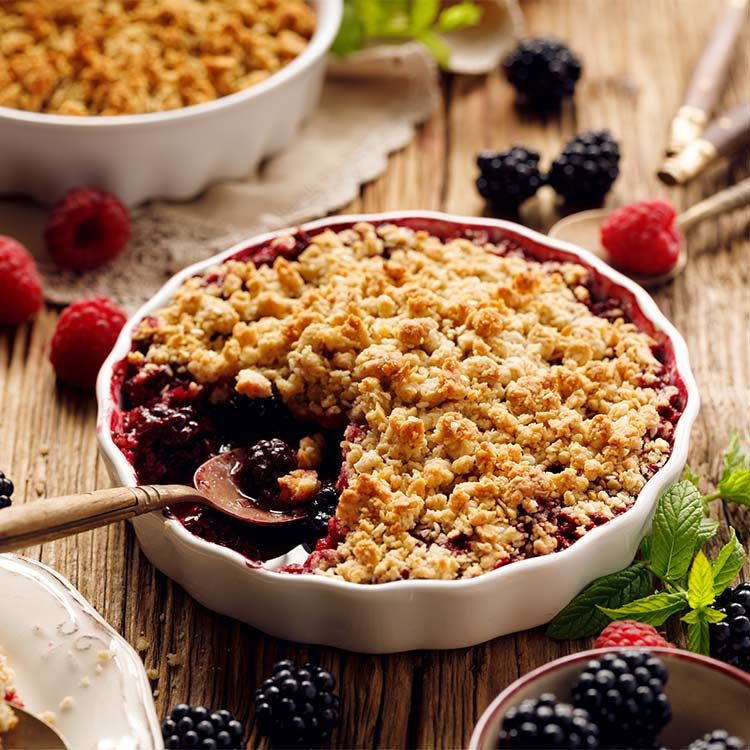 'Crumble' de frambuesas y moras