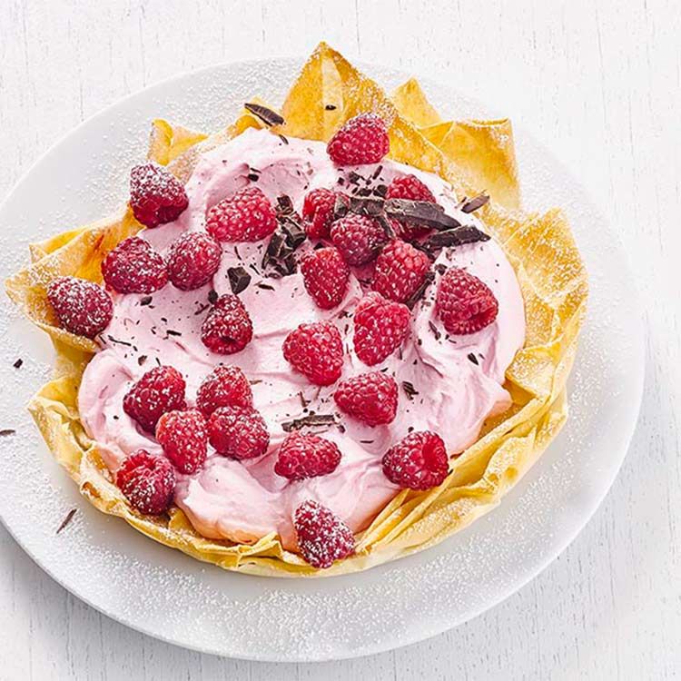 Cestas con crema de frambuesa