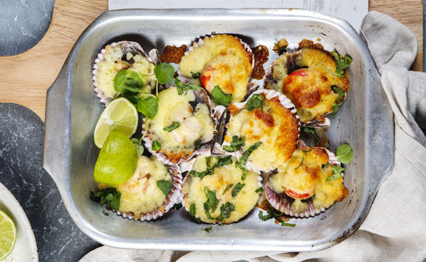 Zamburiñas gratinadas con queso Zamburiñas gratinadas con queso