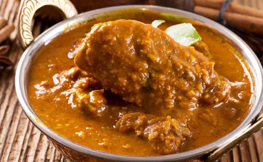 Pollo al curry con cardamomo