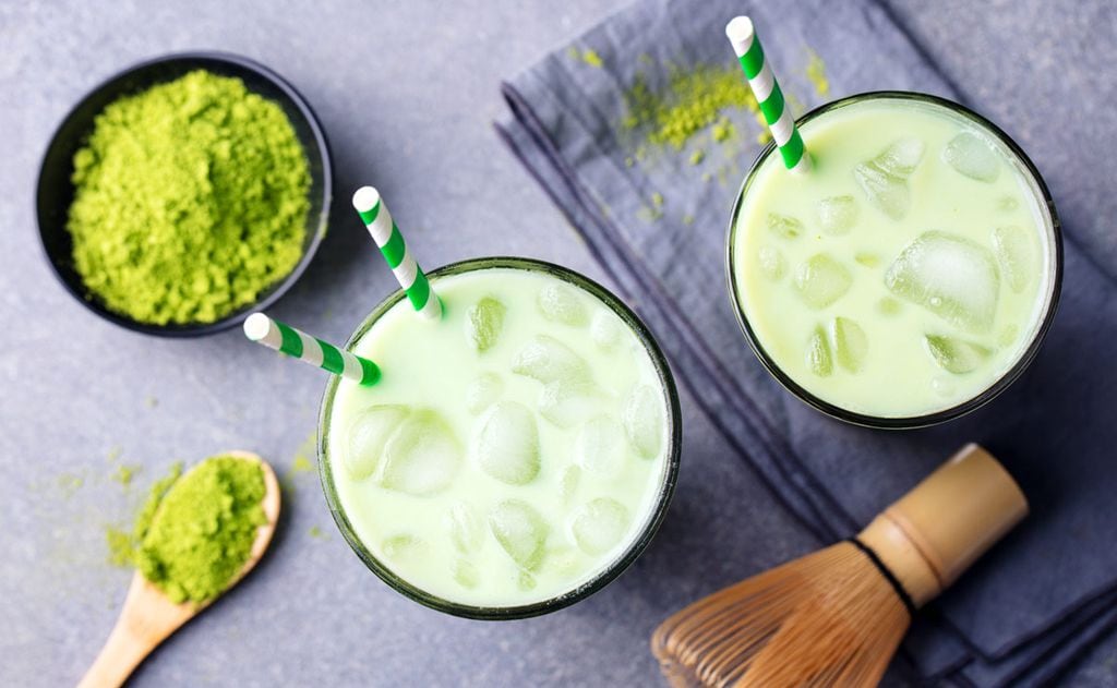 Batido helado de té matcha y coco