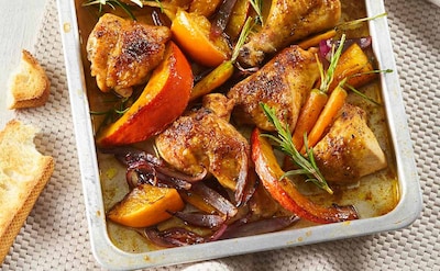 Pollo al horno con naranja y verduras de otoño