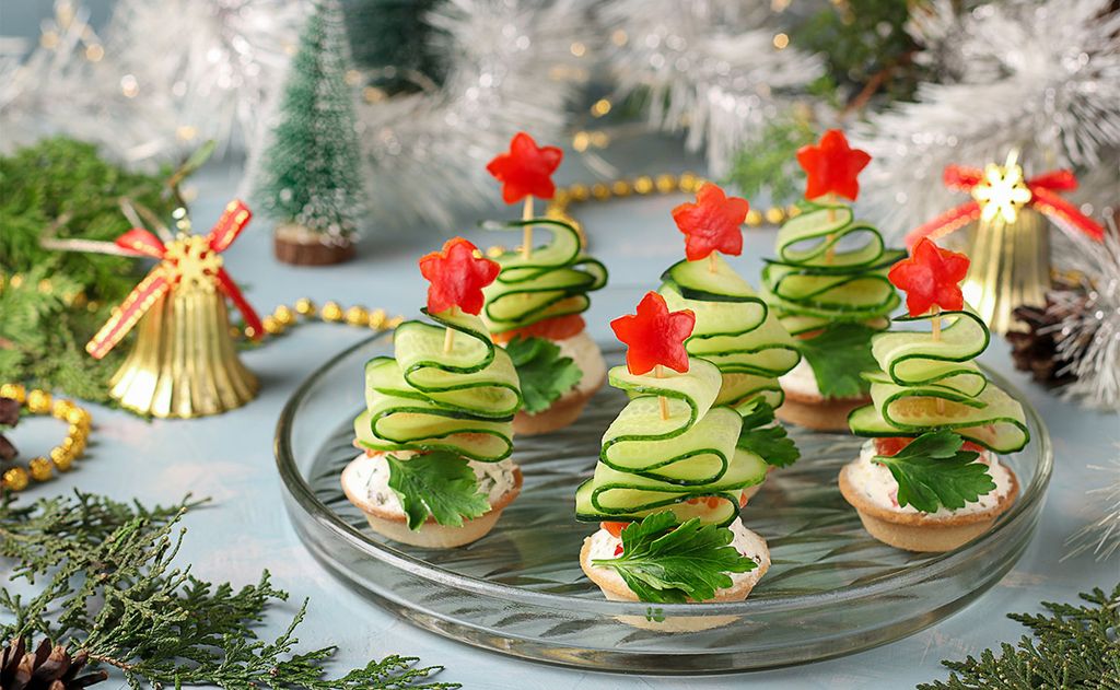 Tartaletas de ensalada de cangrejo con pepino