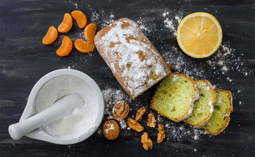 Bizcocho de mandarina, menta y nueces