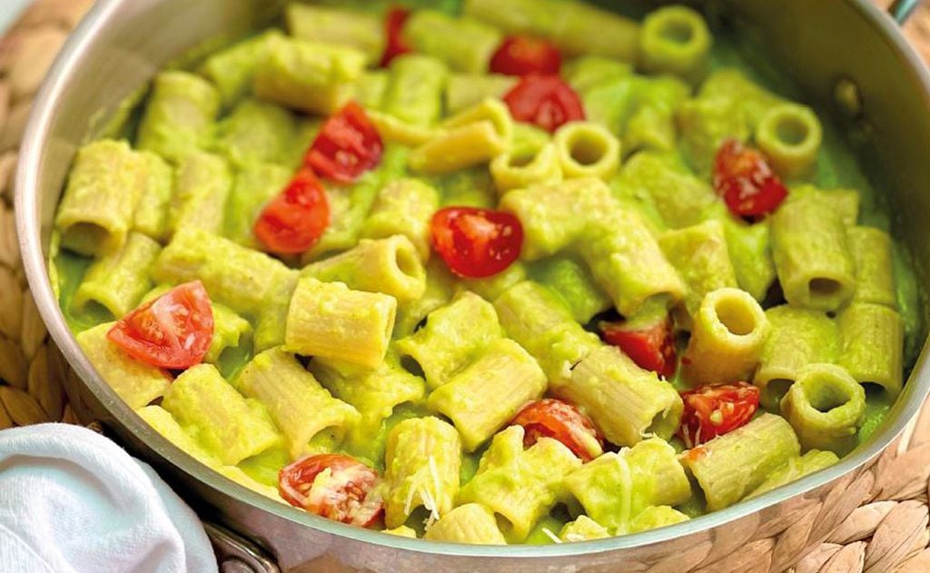 Rigatoni con crema de calabacín