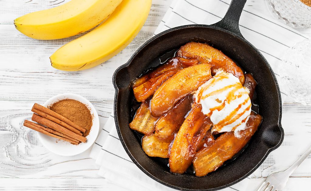 Plátanos flambeados al ron con naranja