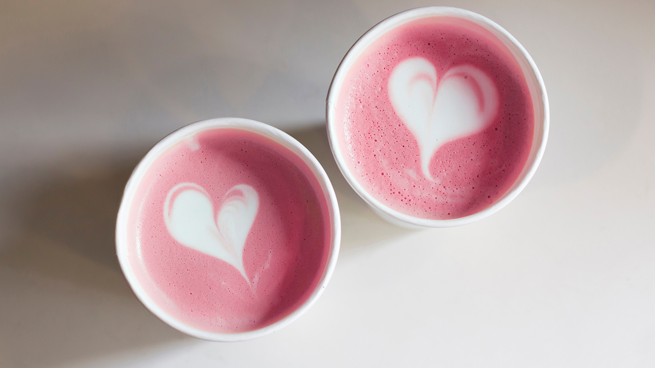 'Café rosa', ponle un poco de color a tus mañanas