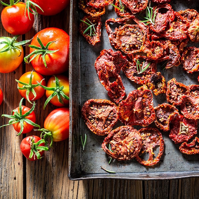 Cómo preparar tomates secos en casa y 5 recetas 