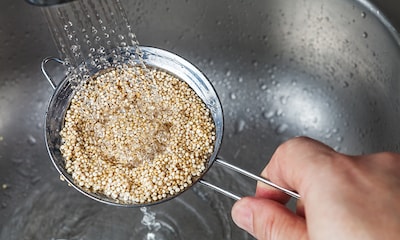 ¿Por qué tienes que lavar la quinoa antes de cocinarla?