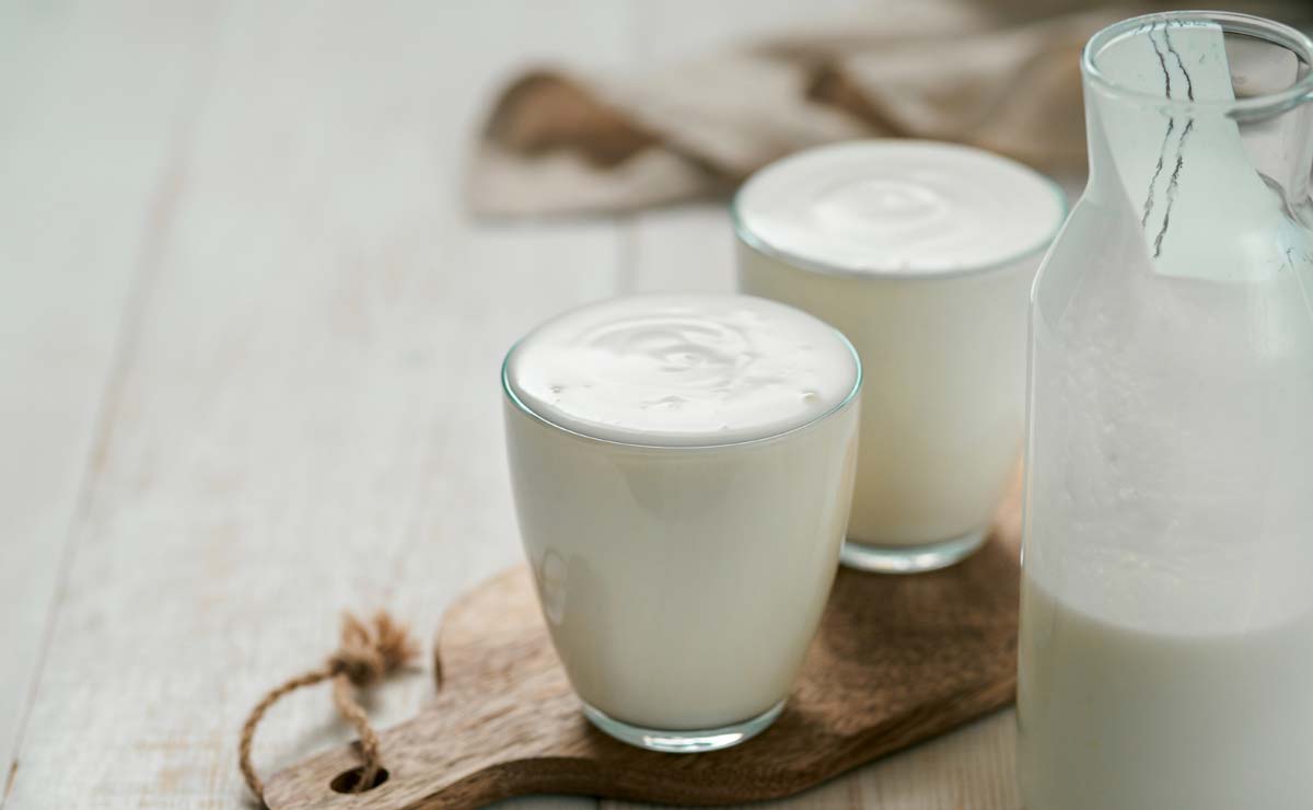 Cómo hacer 'buttermilk' o suero de mantequilla y para qué puedes utilizarlo