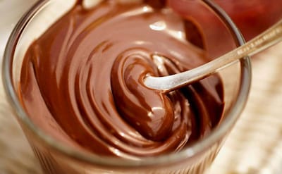 Cómo hacer crema de cacao y avellanas casera y sin azúcar