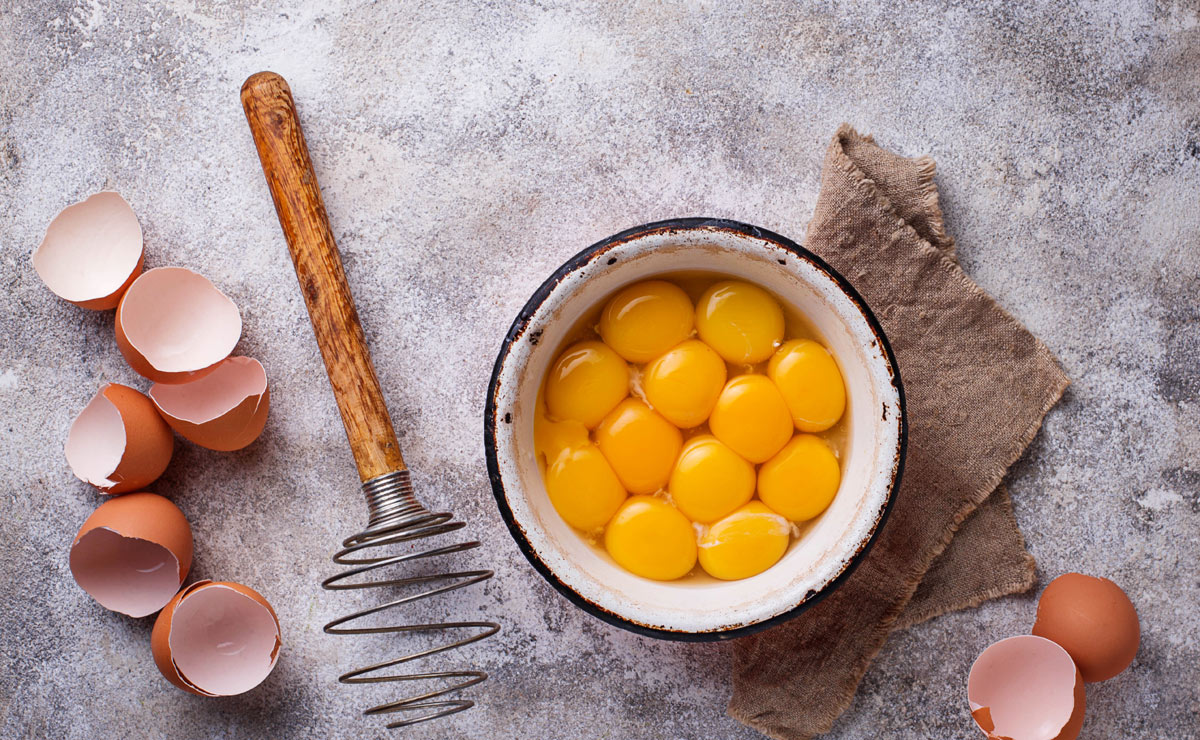 Cómo aprovechar las yemas de huevo en tu cocina