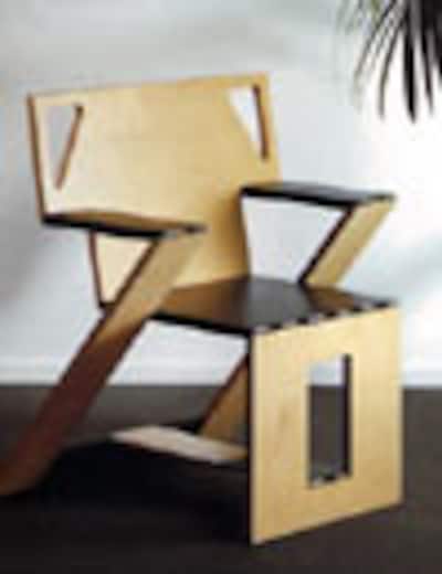 Una silla plegable de diseño
