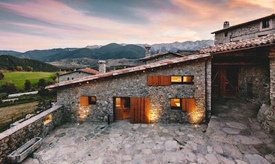 Fusión de estilos: diseño rural y contemporáneo en una casa ubicada en la comarca de la Cerdanya