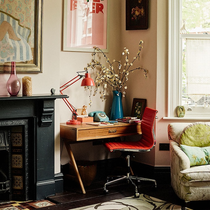 Convierte tu espacio de trabajo en casa en un acogedor rincón 'vintage'