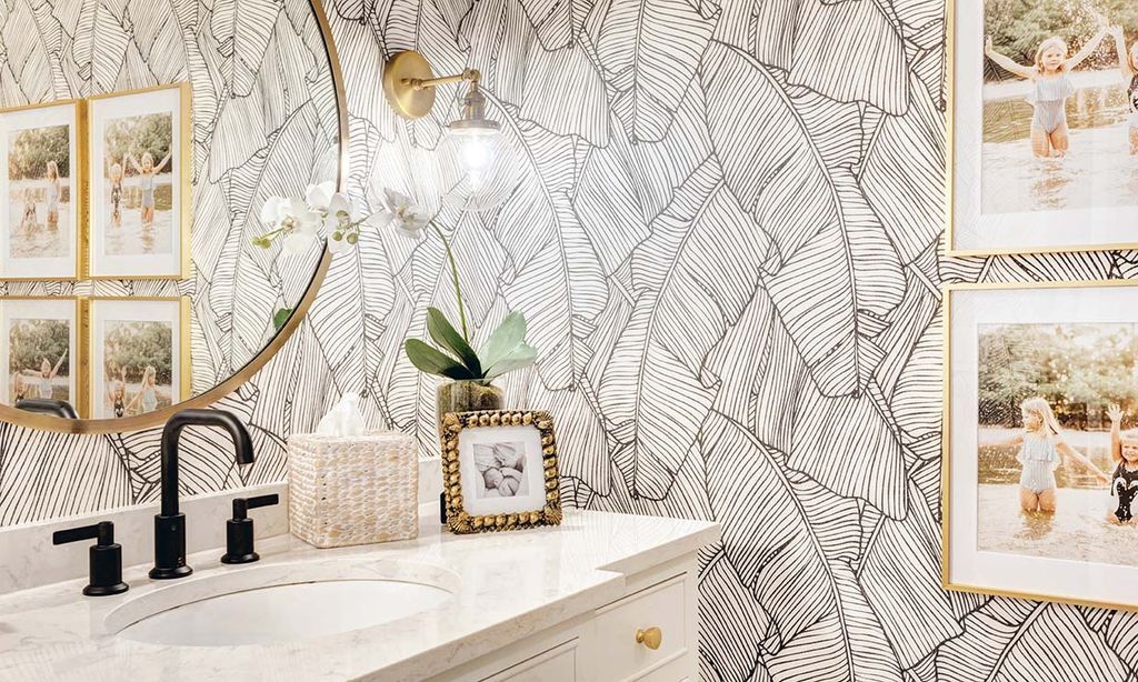 Papeles pintados para decorar el cuarto de baño. ¿Cómo deben ser?