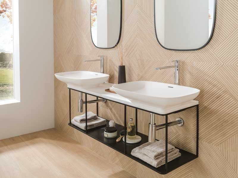 Baños decorados con toques en negro - Foto